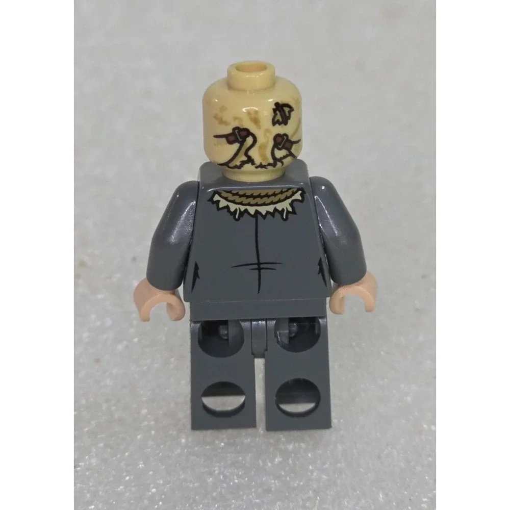 LEGO DC Super Heroes Scarecrow Minifigure Batman The Dark Knight 76239 1.5